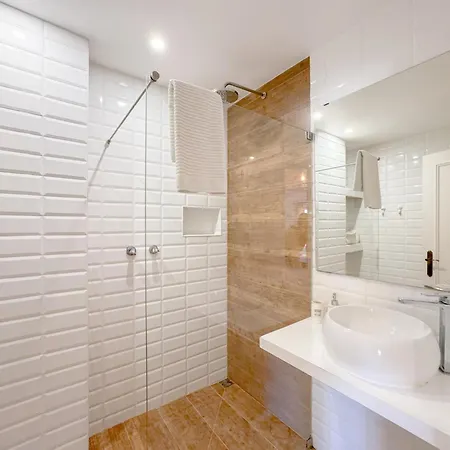 Appartamento Historic Charm In The Heart Of #1950