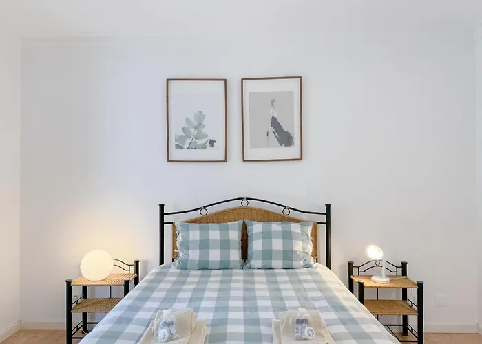 Historic Charm In The Heart Of #1950 Apartment Lagos