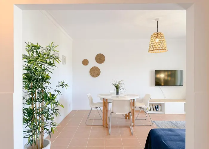 Apartment Historic Charm In The Heart Of #1950 *