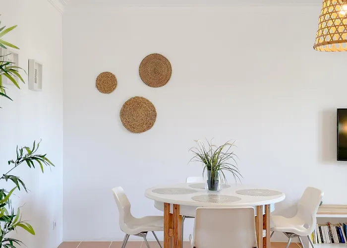 Historic Charm In The Heart Of #1950 Apartment Lagos